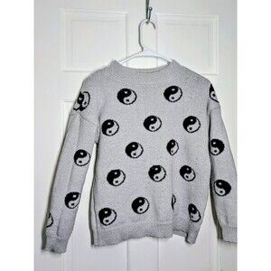 No Boundaries Yin Yang Oversized Knit Sweater - Gray/Black, Size XS